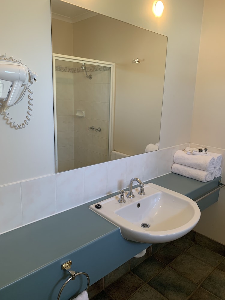 Arthur Phillip Motor Inn 36/36
