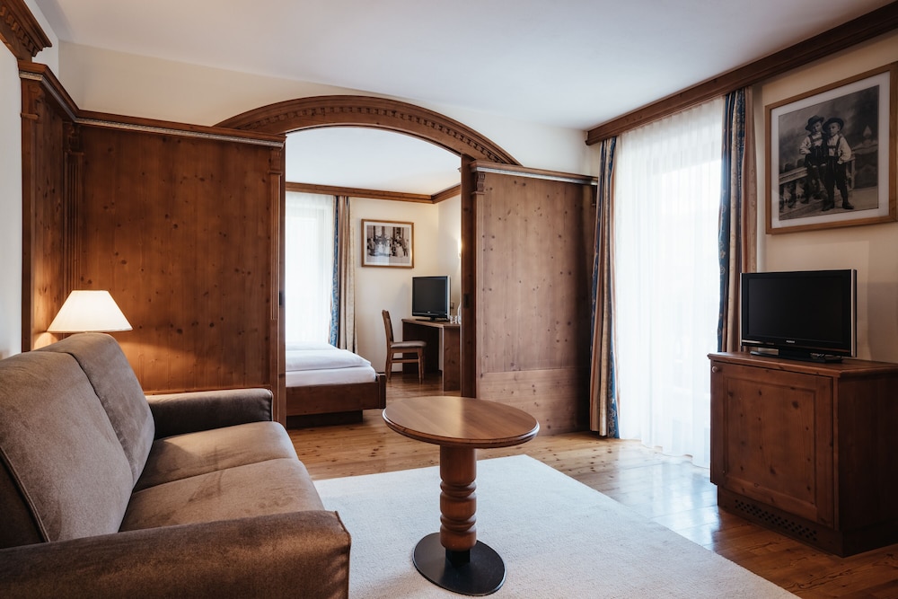 Hotel Corona 30/50