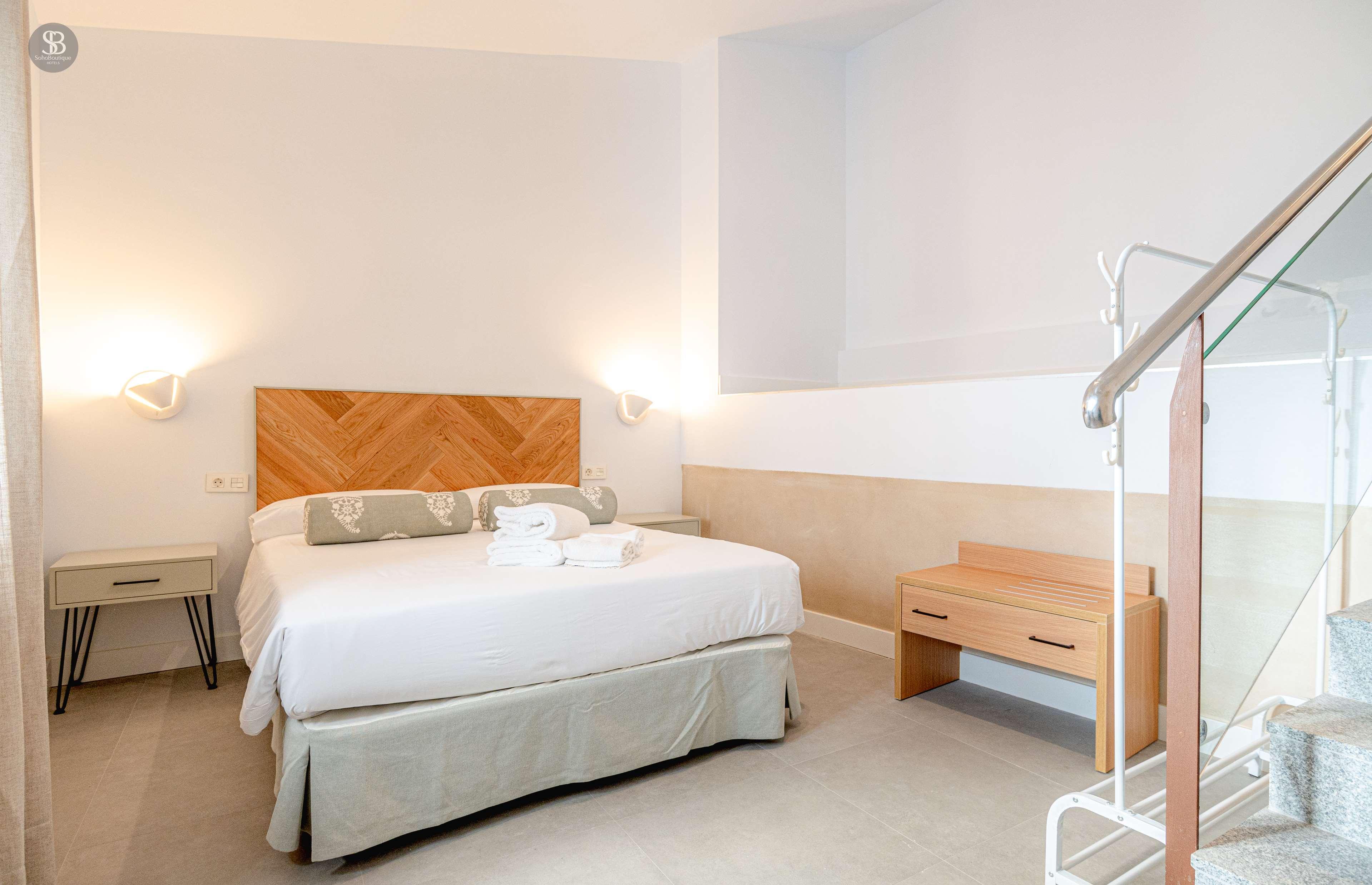 Apartamentos Soho Plaza Mayor Cáceres 16/50