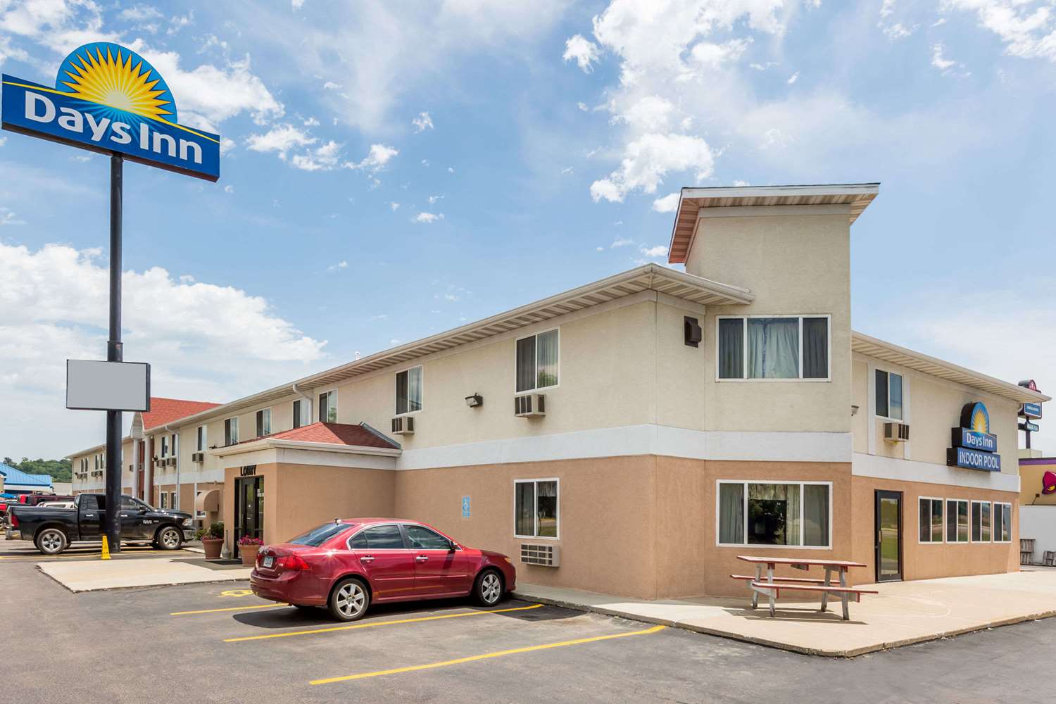 Days Inn by Wyndham Sioux City 30/31