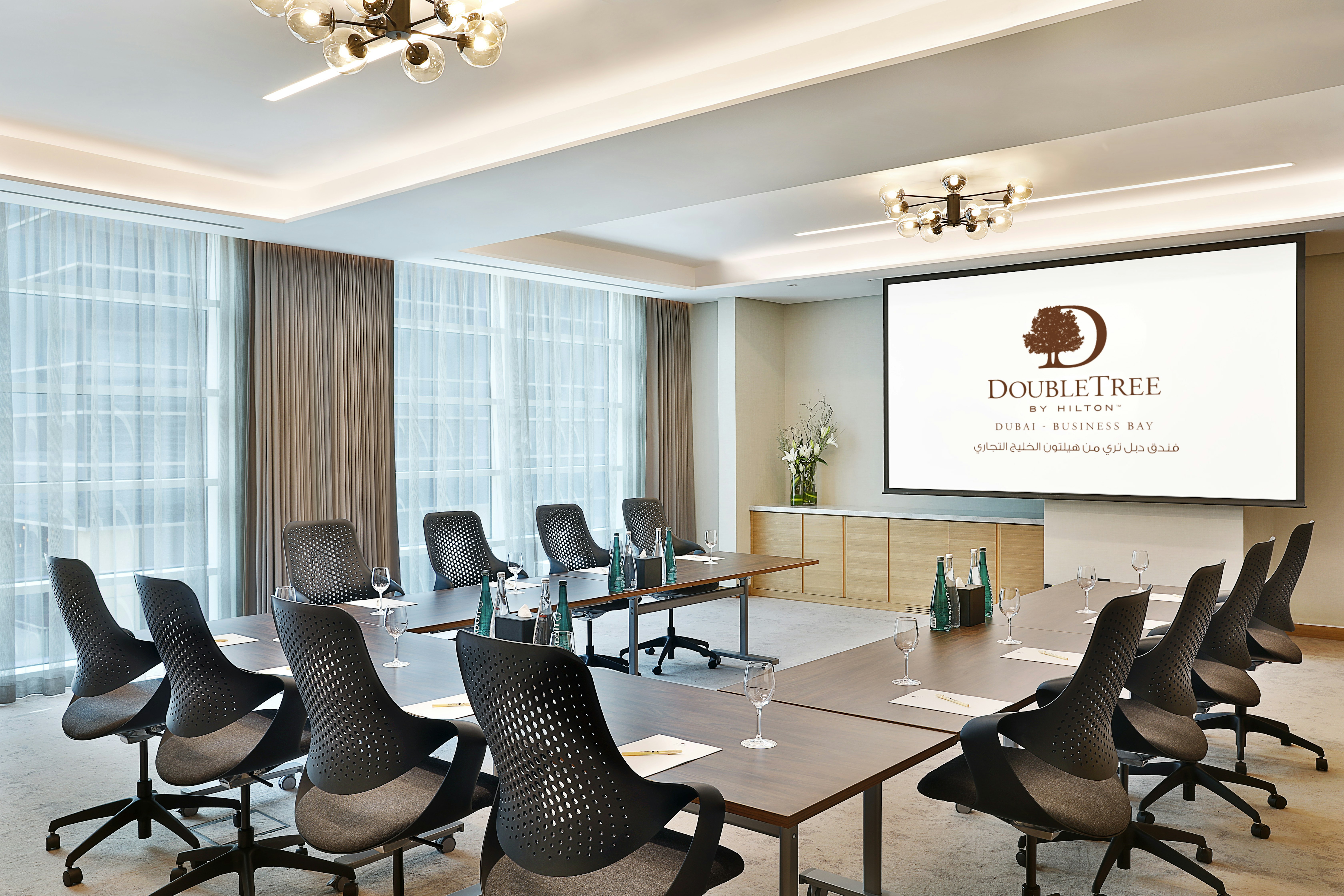 Doubletree by Hilton Dubai Business Bay 50/65