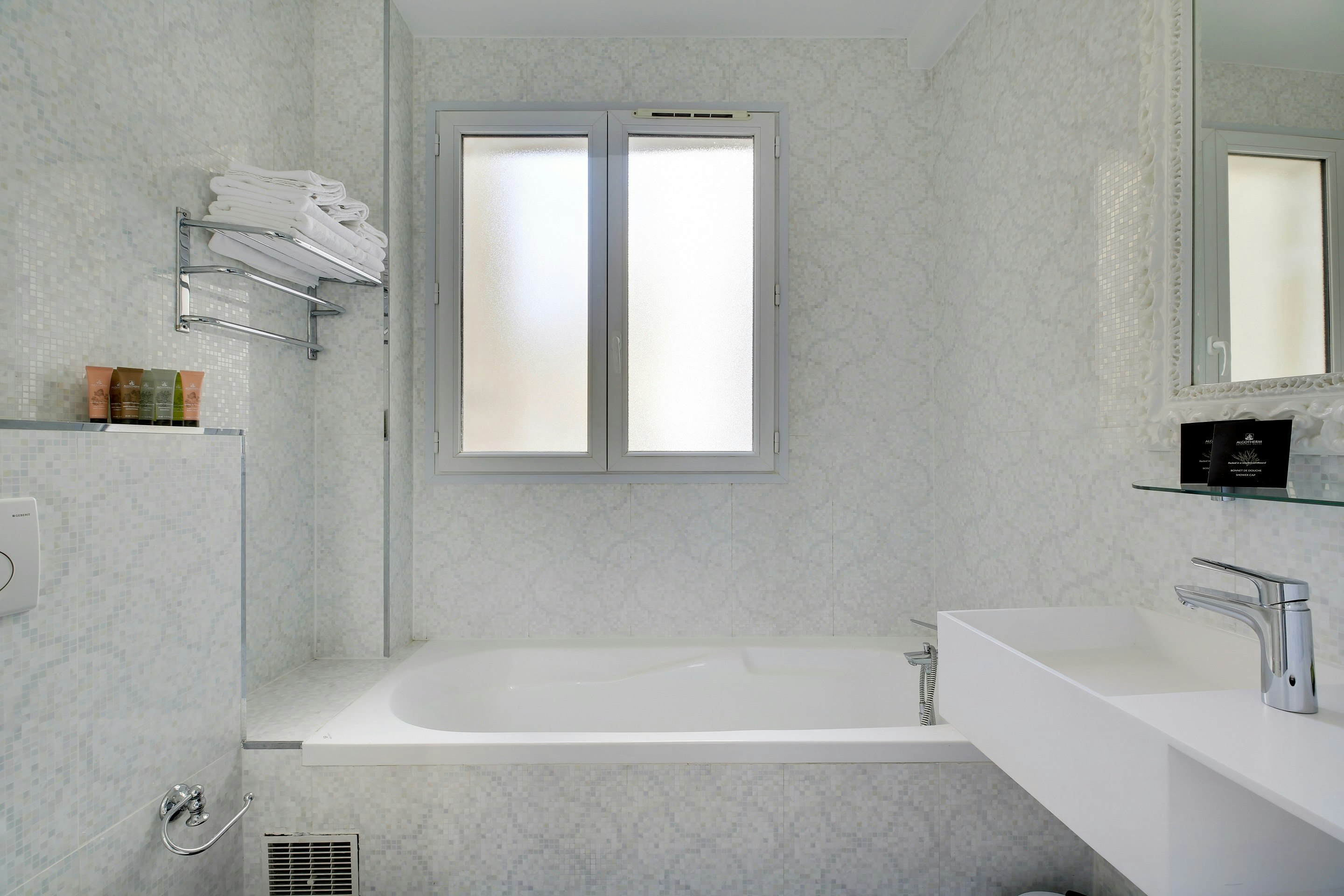 Hotel Riviera Elysees 88/95