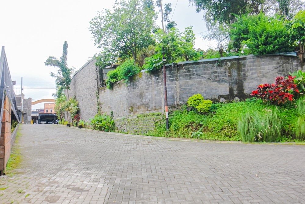 Bwalk Hotel Malang 41/50