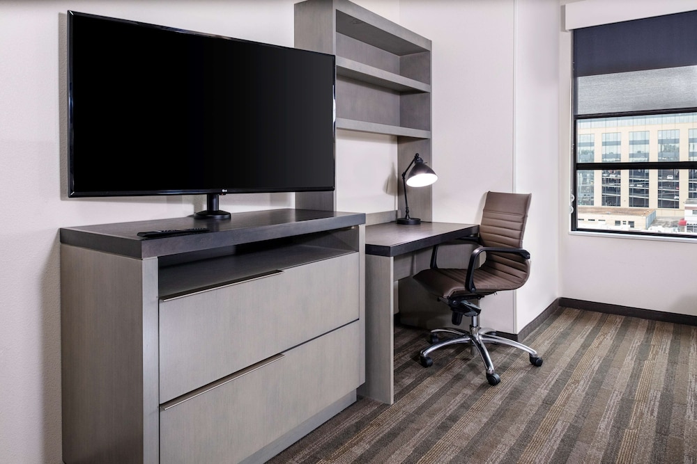 Hyatt House Nashville Downtown / Convention Center 37/47