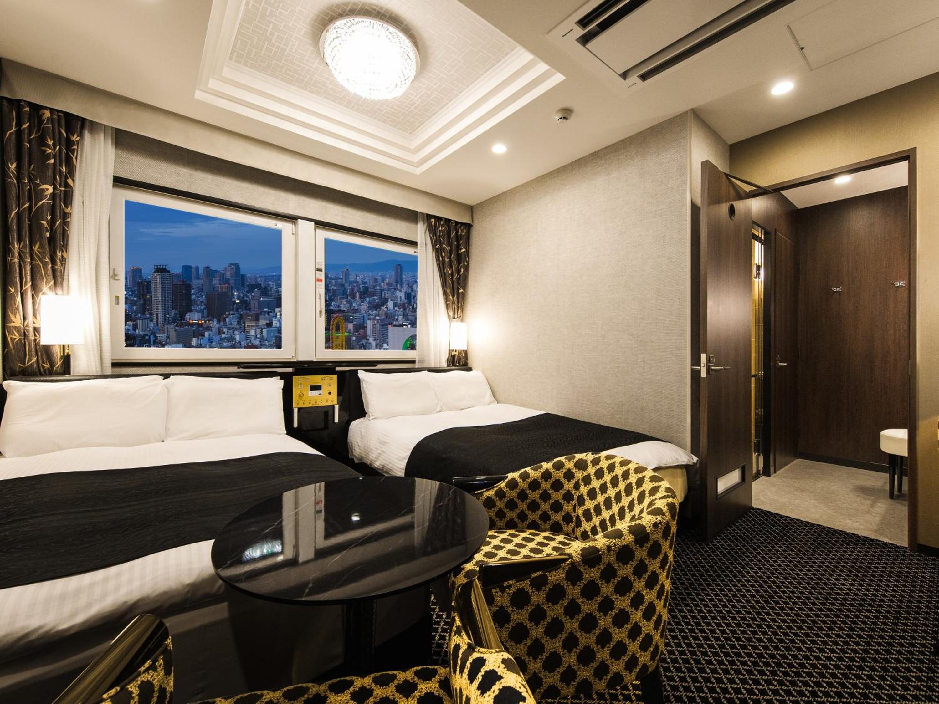 Deluxe, 2 Double Beds, APA Hotel & Resort Osaka Namba Ekimae Tower 2/2
