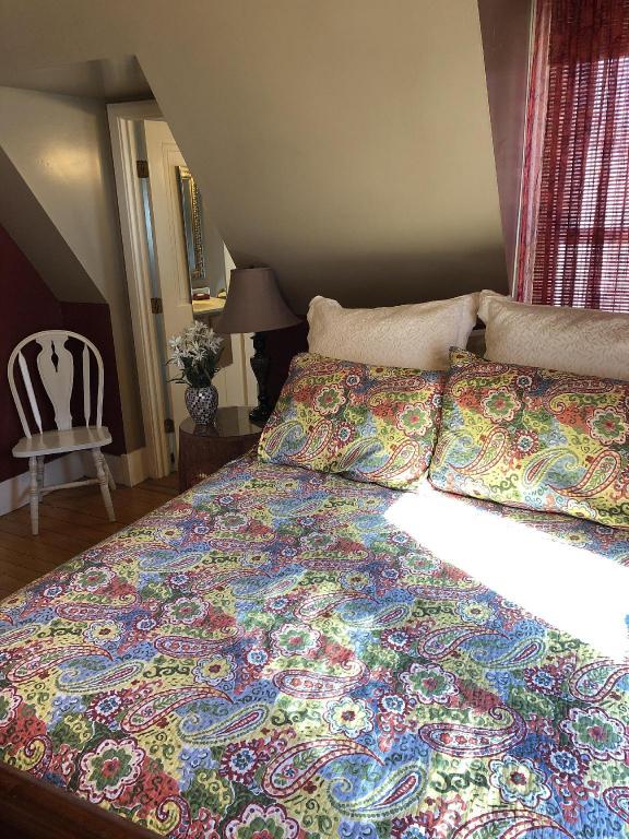 Red Elephant Inn Bed and Breakfast 37/49