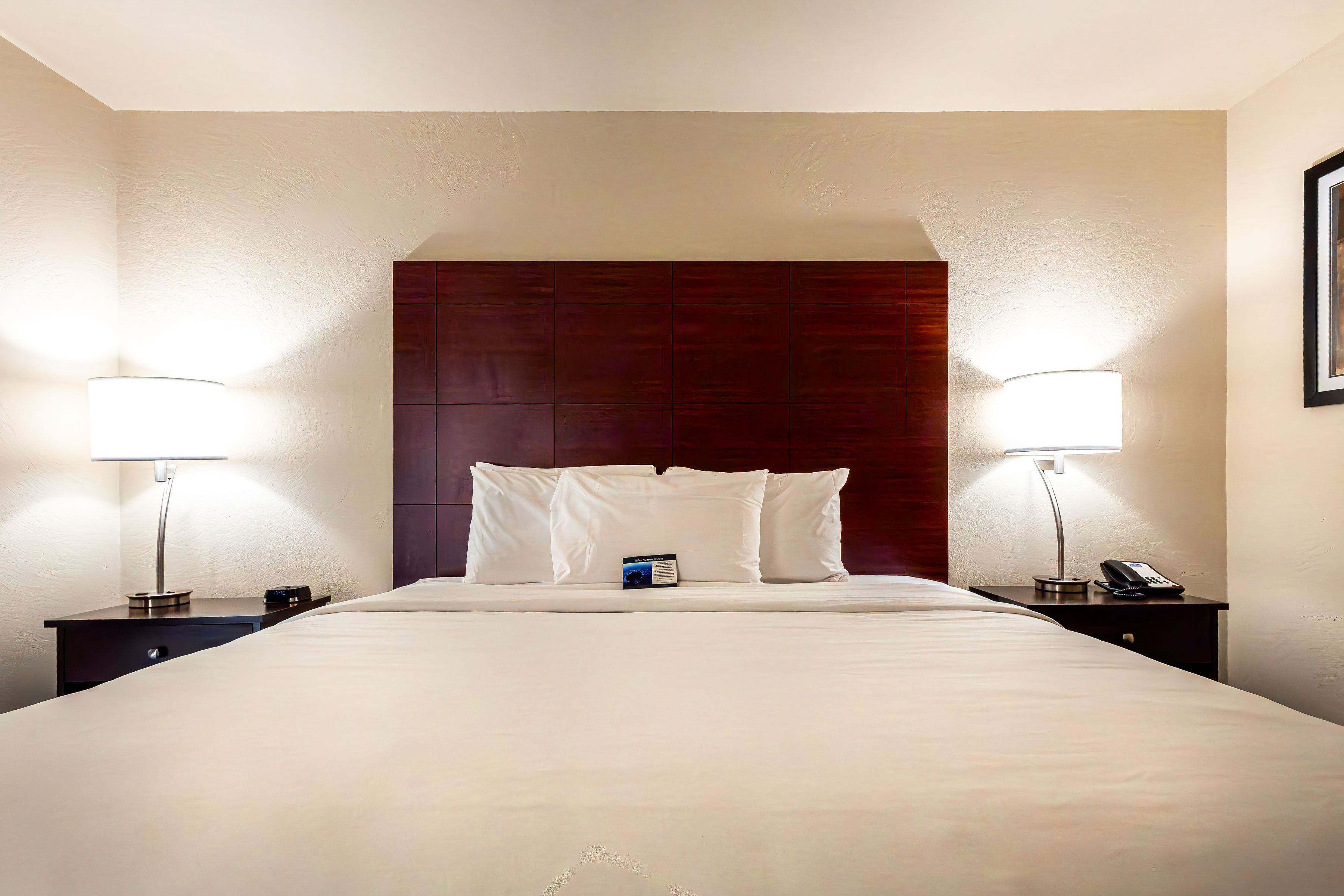 Cobblestone Inn Amp Suites Big Lake Tx 30/80