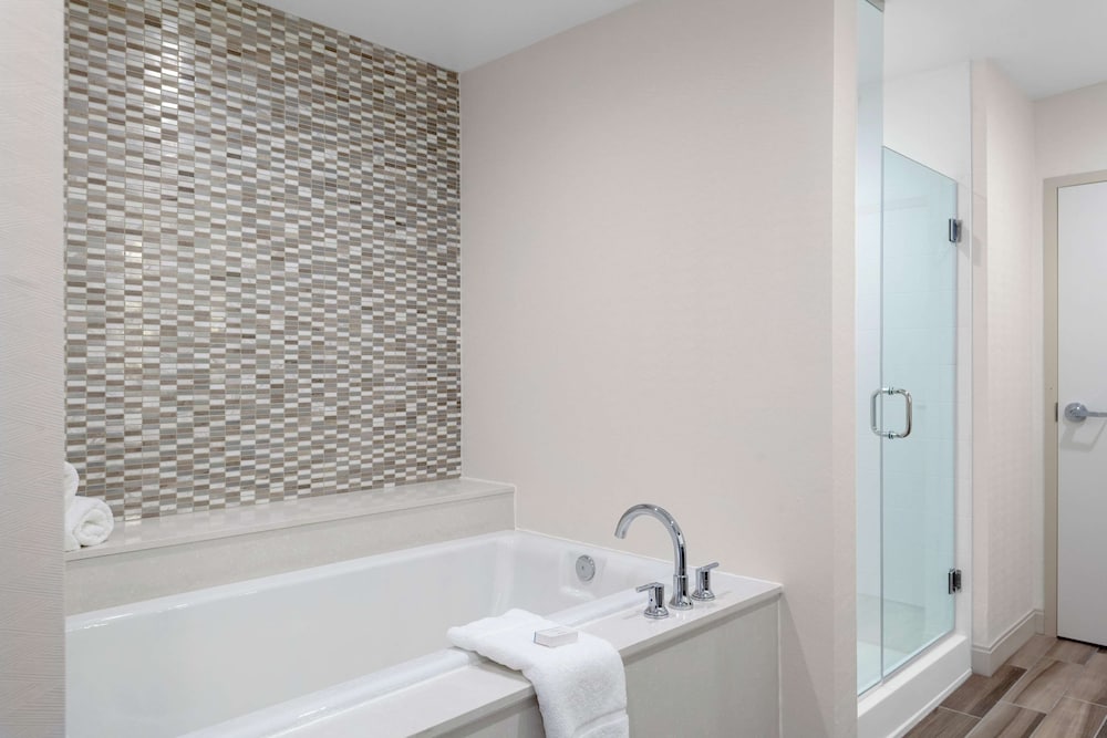 Hilton Garden Inn Waco Tx 12/50