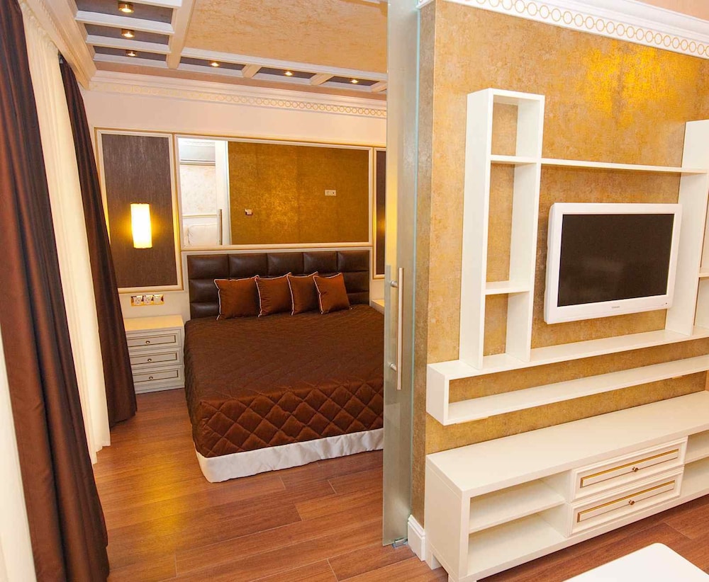 Golden Rainbow Vip Residence 13/71
