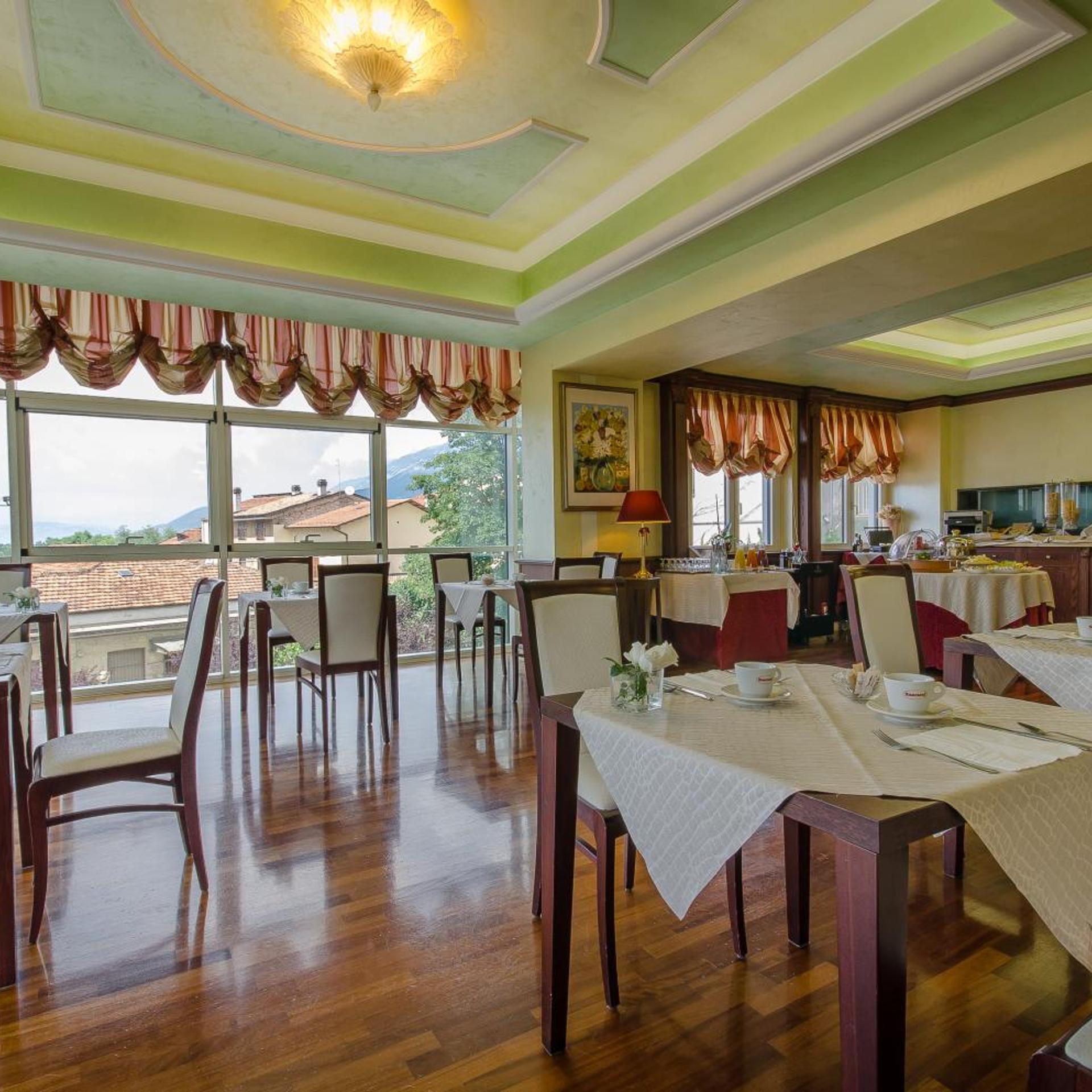 Hotel Santacroce Ovidius 42/50