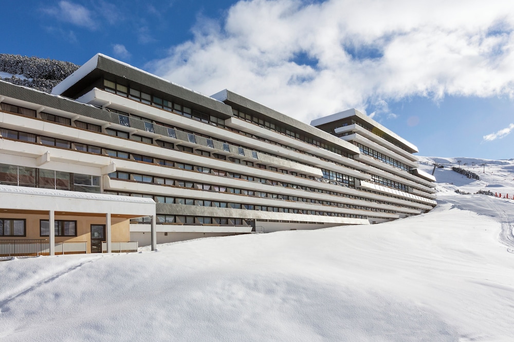 SOWELL RESIDENCES Cret Voland 1/50