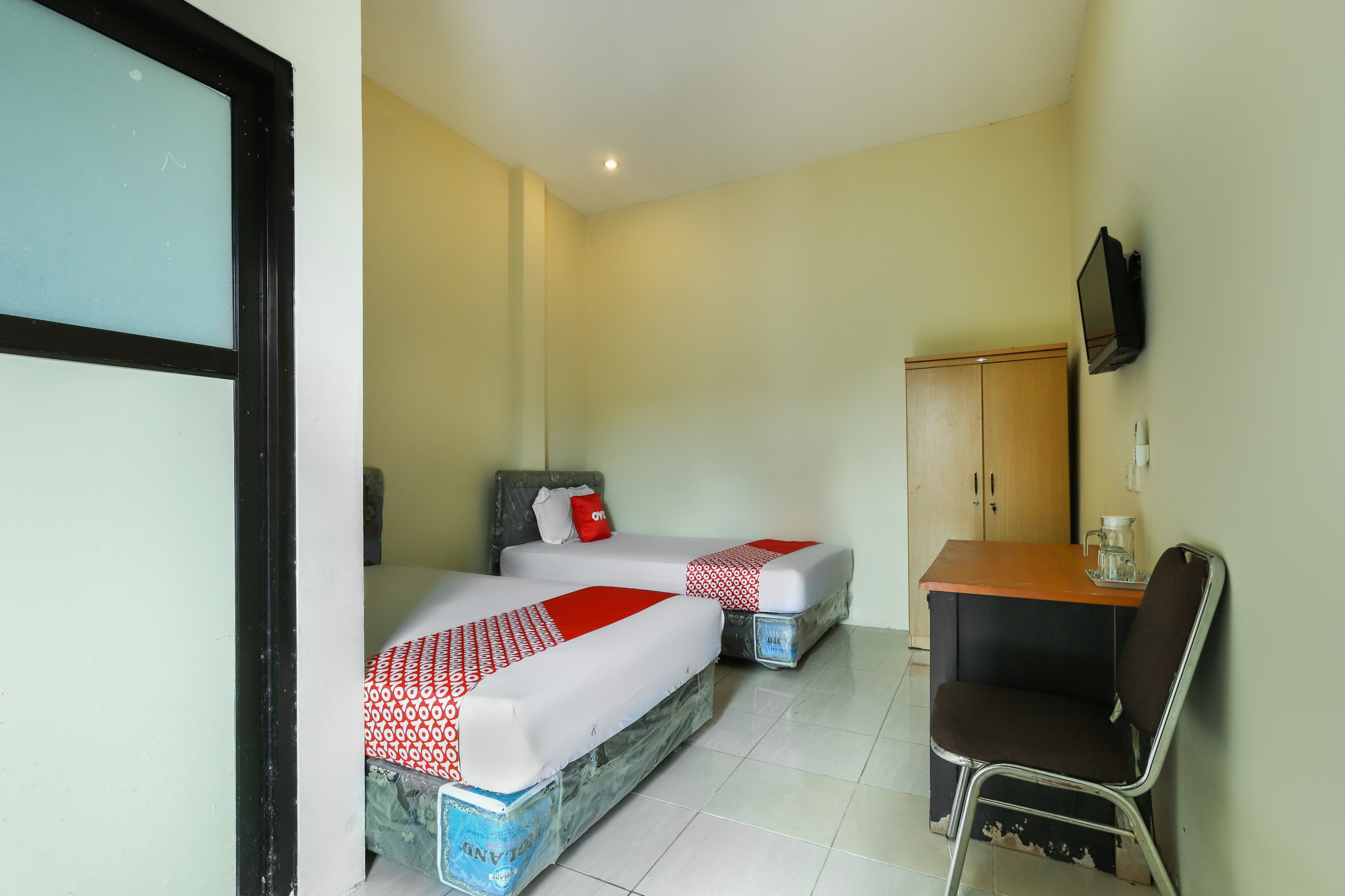 OYO 3802 Wisma Cahaya Abadi 15/31