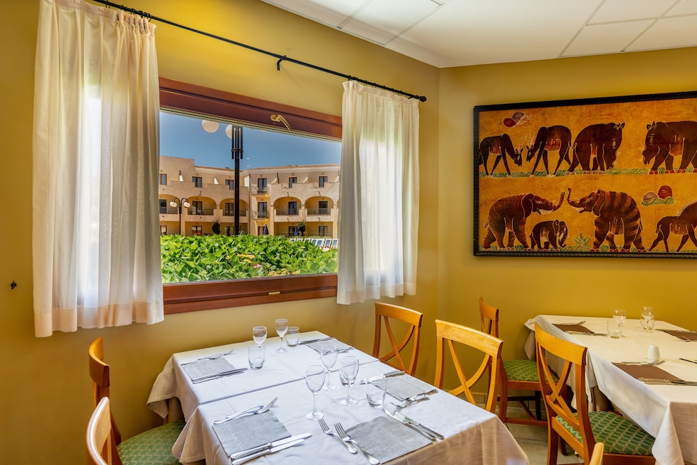 Blu Hotel Morisco Village 49/80