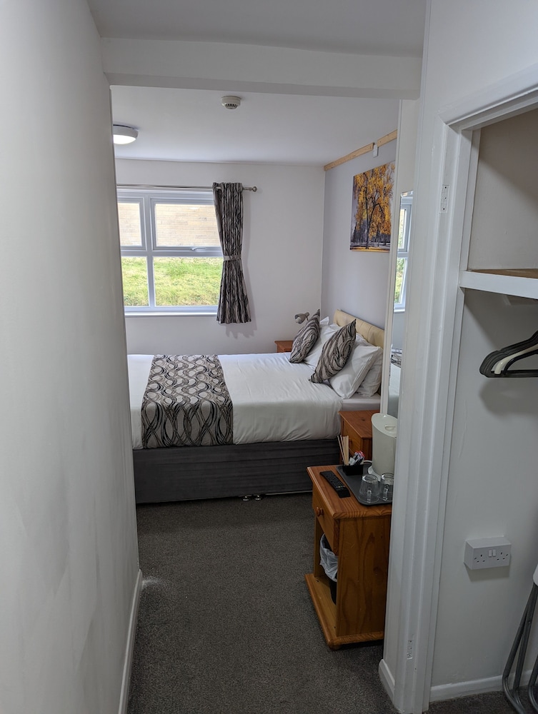 OYO Mayfair Hotel Isle of Wight 17/60
