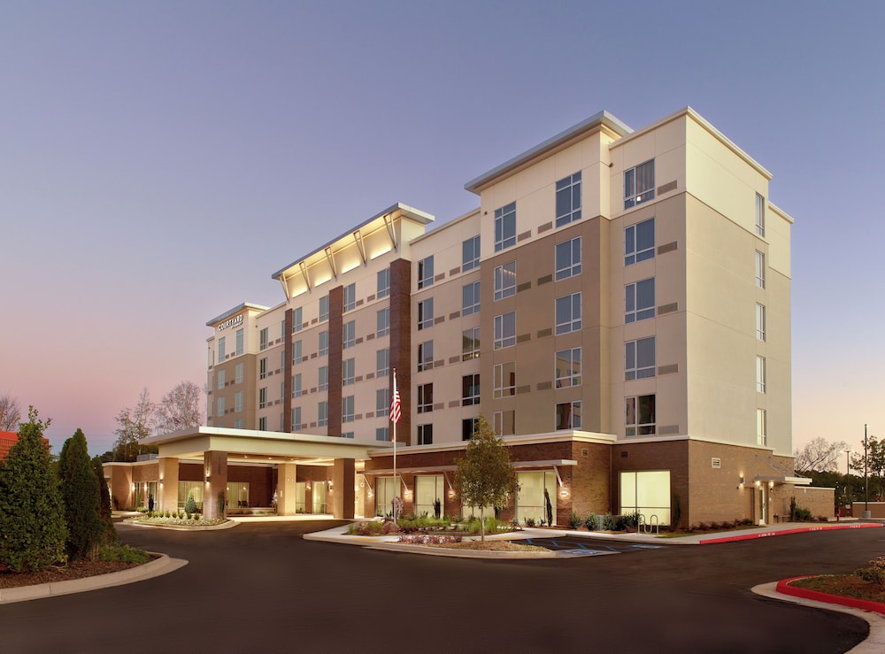 Courtyard BY Marriott Atlanta Covington 1/31