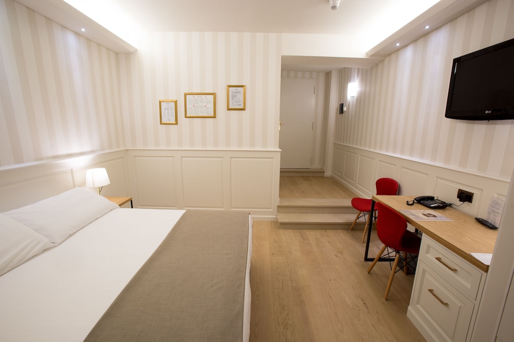 Hotel Silla 50/69