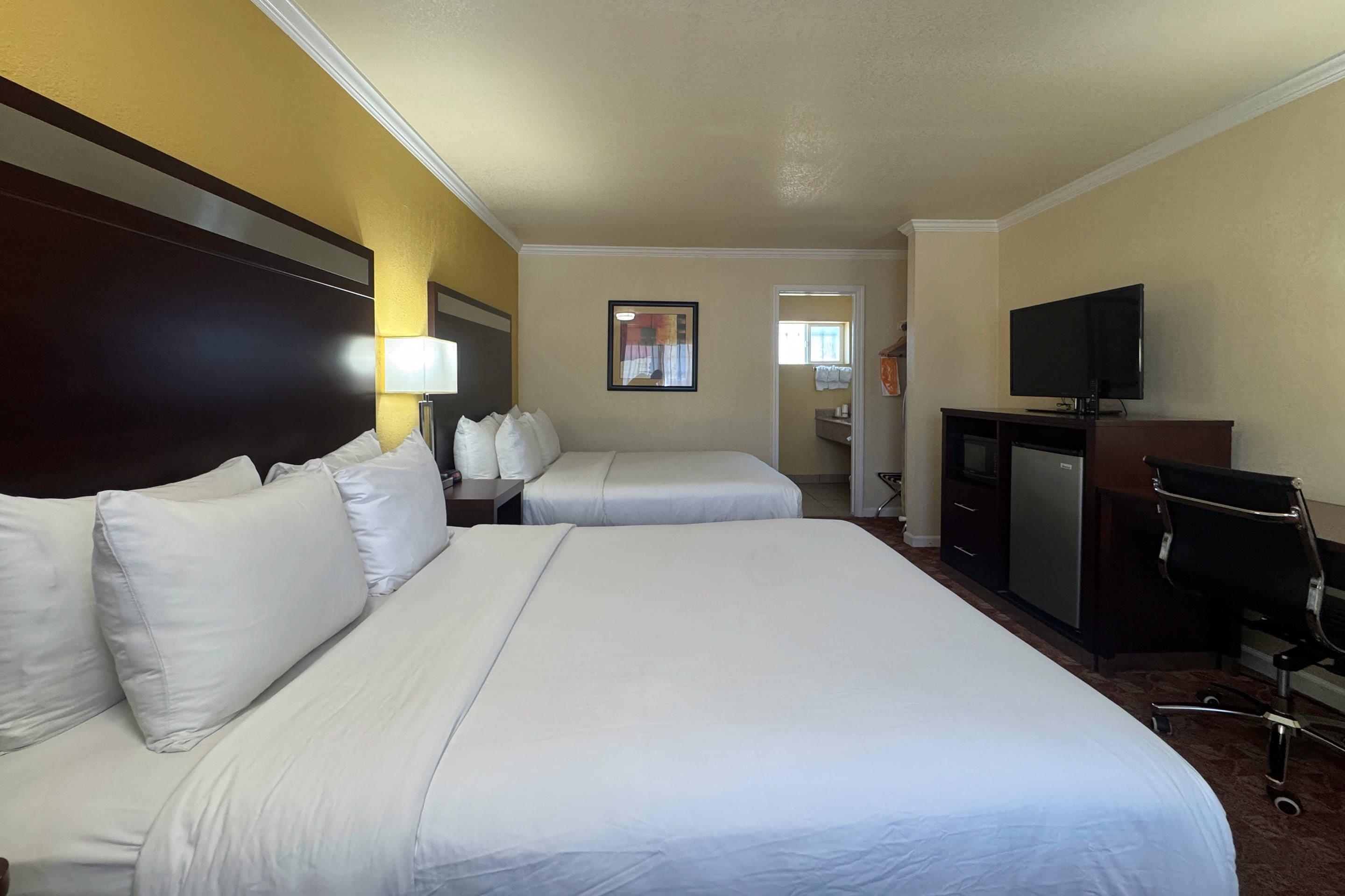 Upgrade, 2 Double Beds