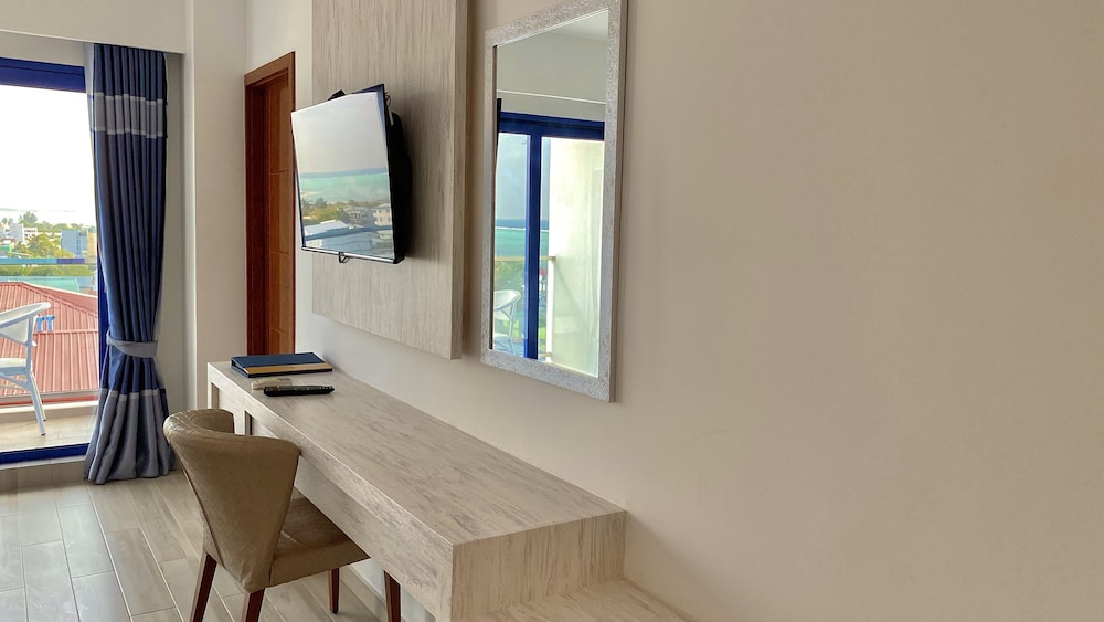 Kaani Palm Beach 42/61