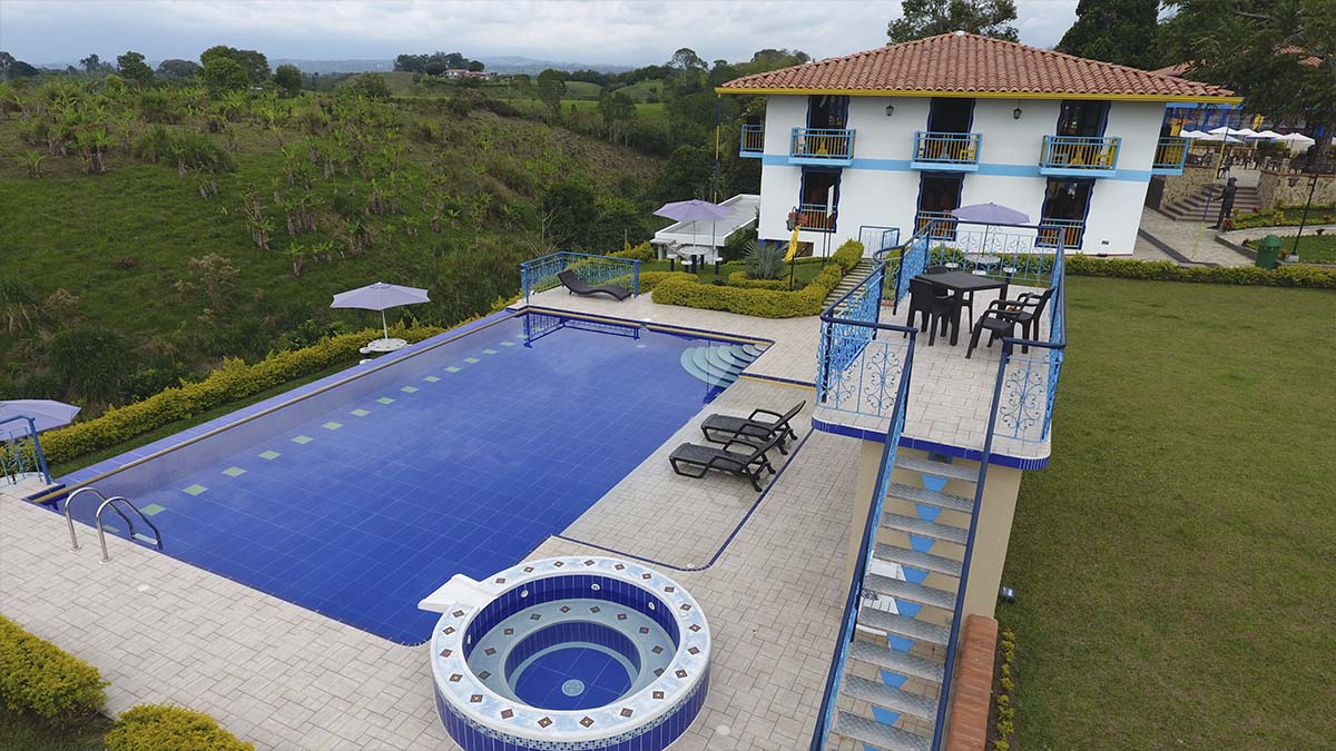 Hotel Campestre Reino Quindiano 14/15