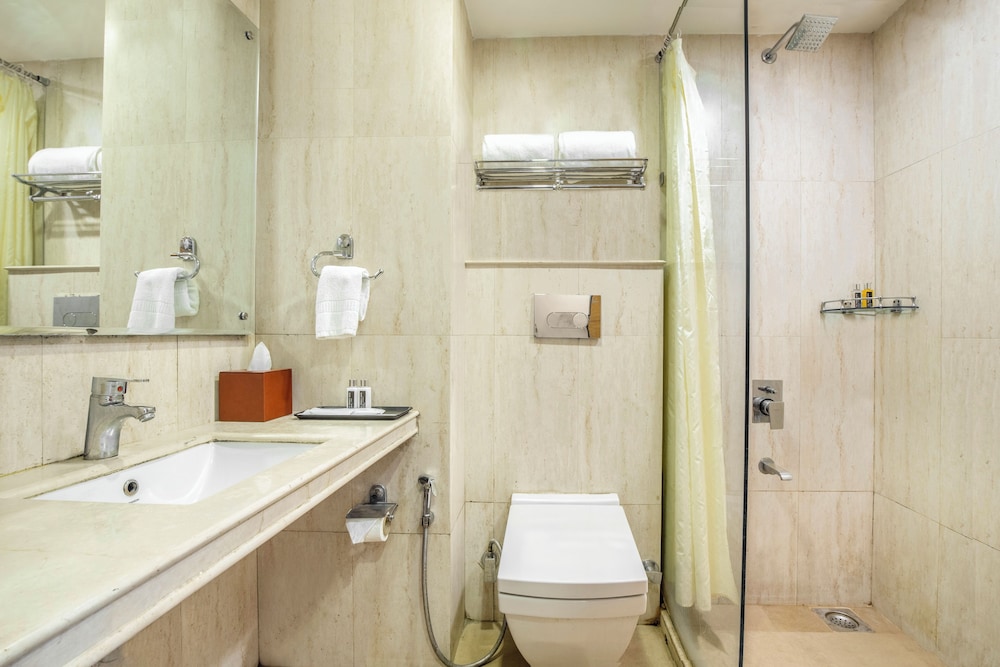 Country Inn Premier Pacific Mall Road Mussoorie 57/60