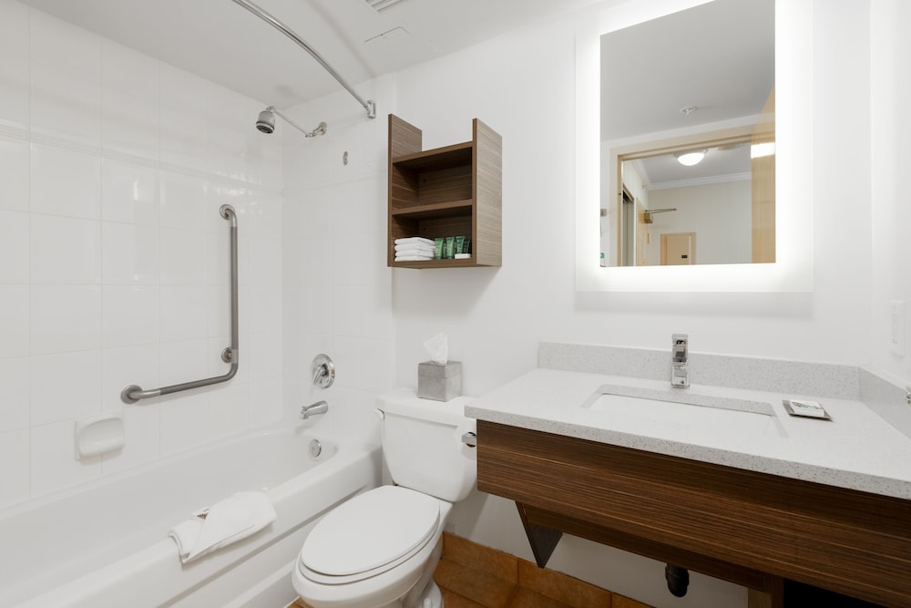 Grand Park Hotel & Suites Downtown Vancouver, Ascend Hotel Collection 29/63