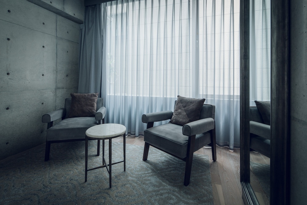 Node Hotel 33/50