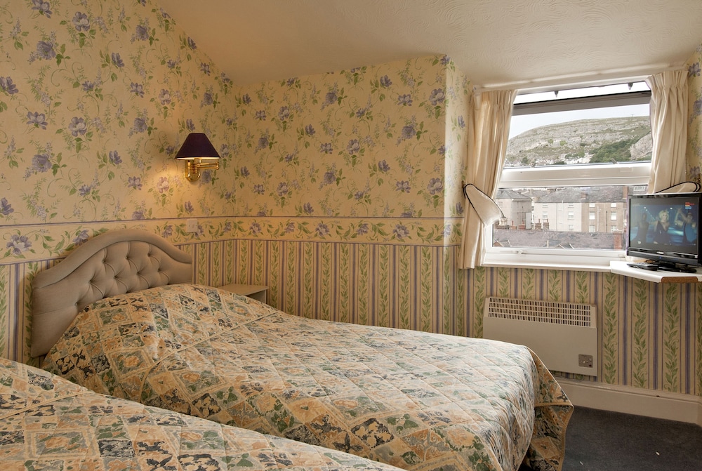 White Heather Hotel 17/50