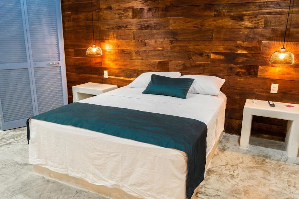 Villa Balu Hotel Boutique 24/50