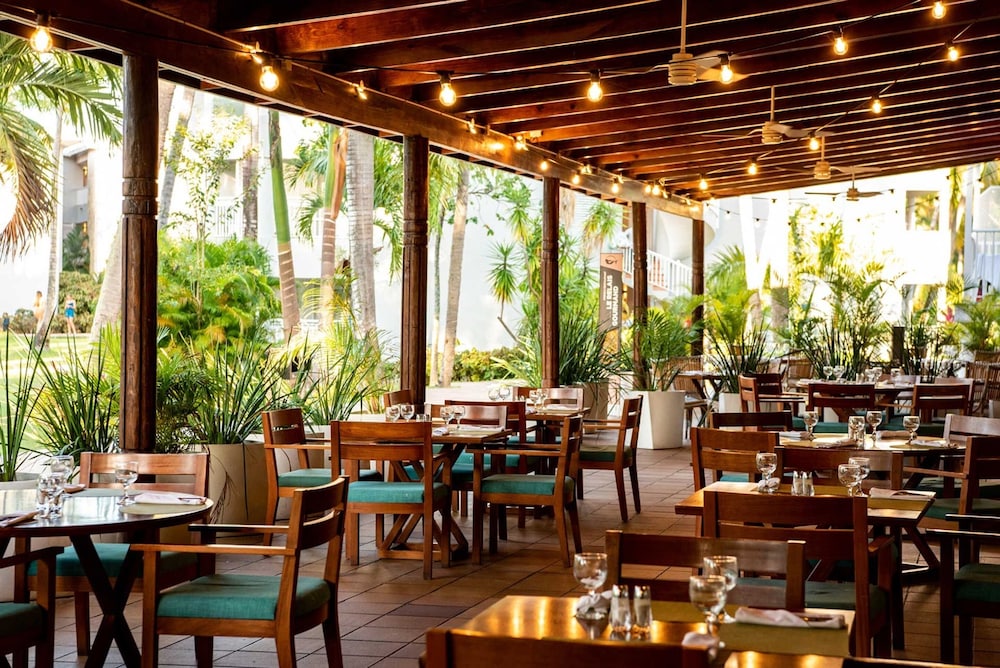 Grand Sirenis Punta Cana Resort 59/79