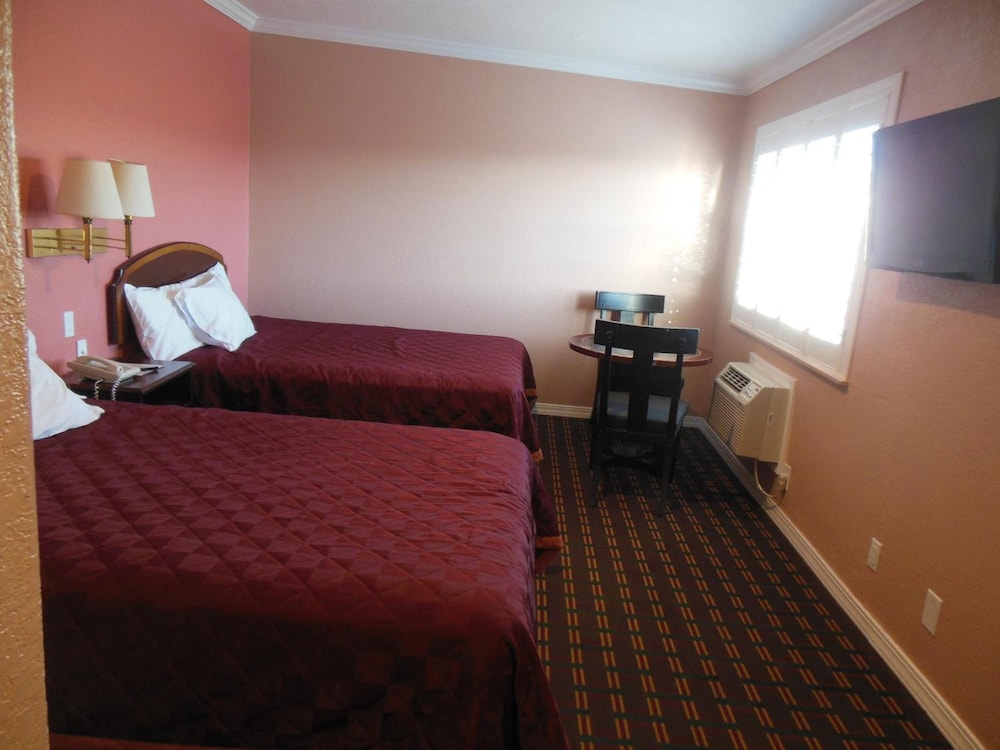 Americas Best Value Inn Seaside North 14/19