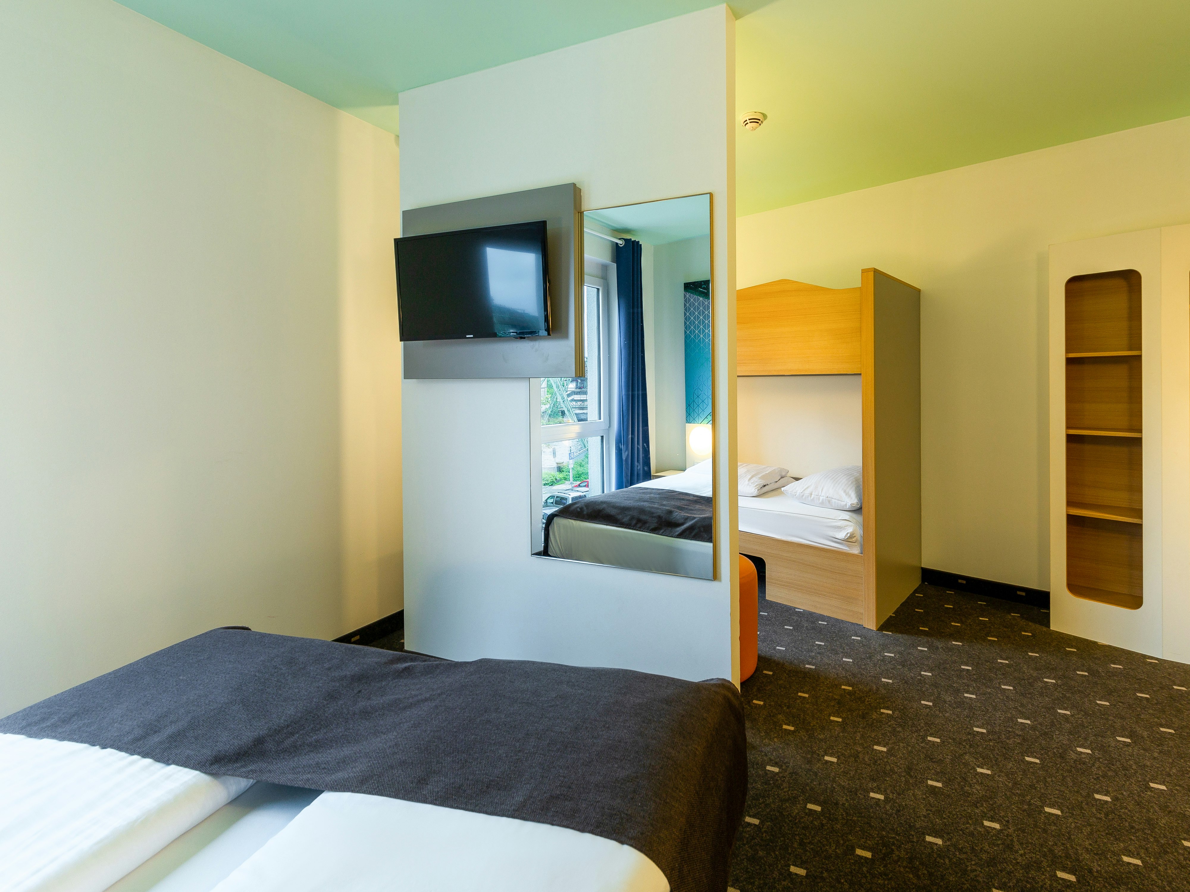 B&B Hotel Wuppertal 12/30