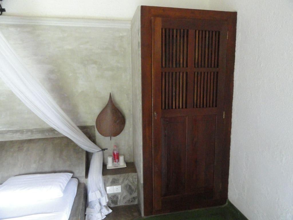 Serendip Stone Hotel and Bungalow 39/41