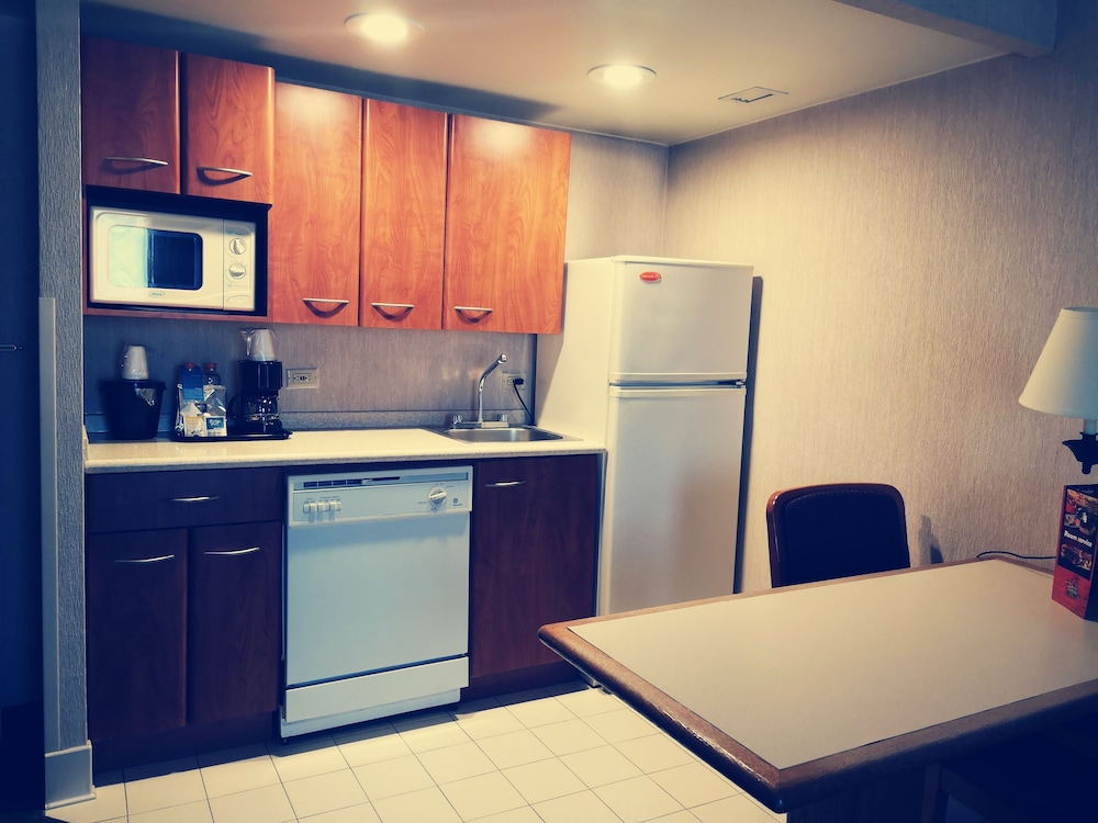 Hampton Inn By Hilton Saltillo 8/78