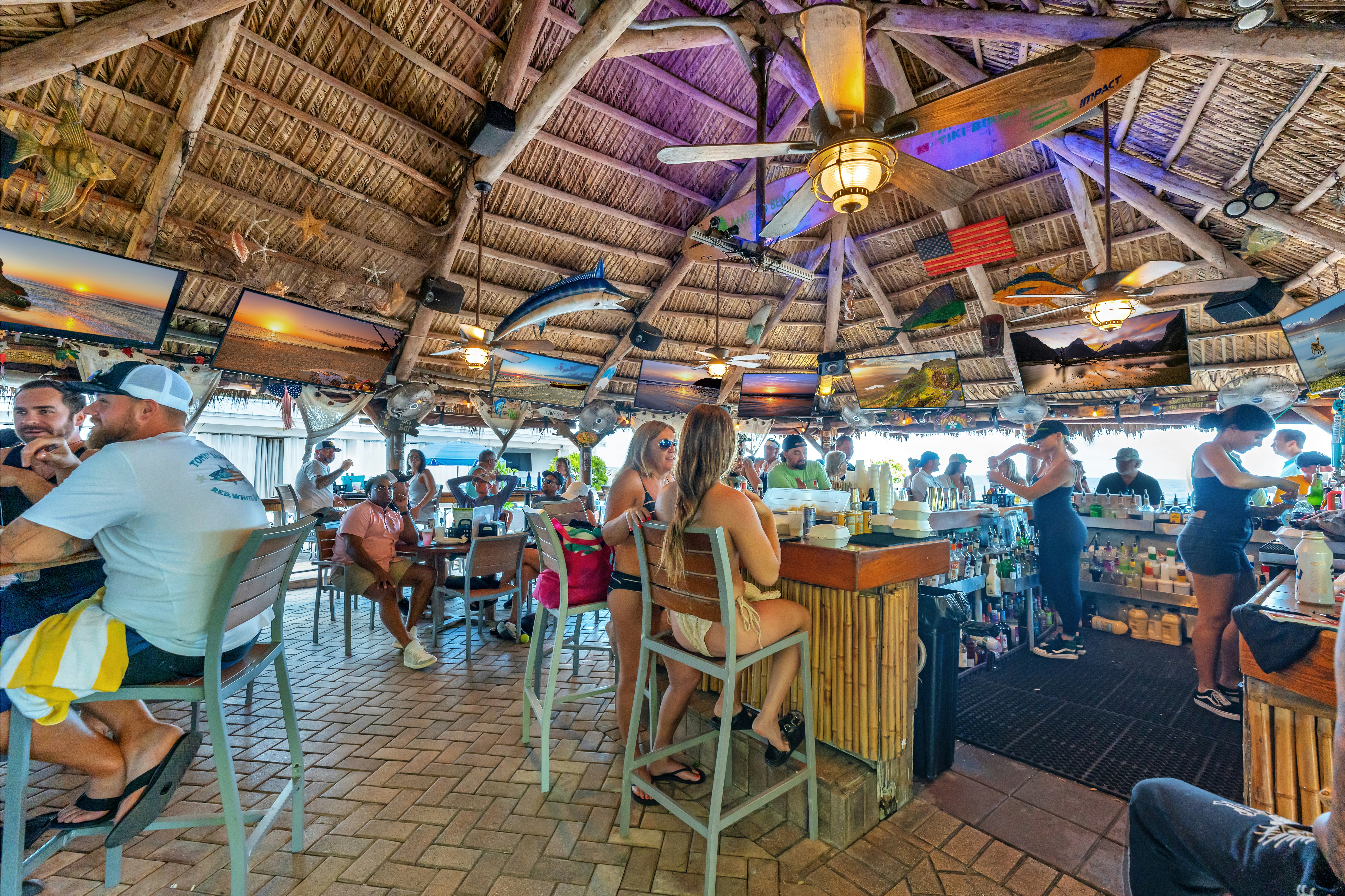 Ocean Manor Beach Resort 48/53