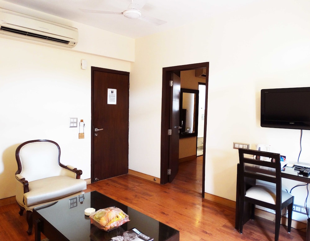 HOTEL THE LEGEND INN 38/49