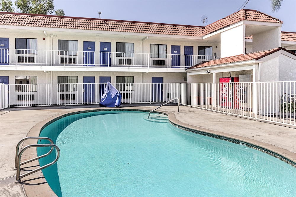 Motel6 Fresno, CA 44/51