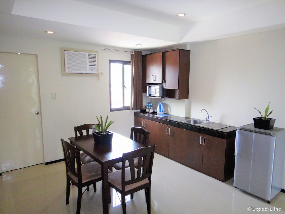 Mallberry Suites Business Hotel 48/59