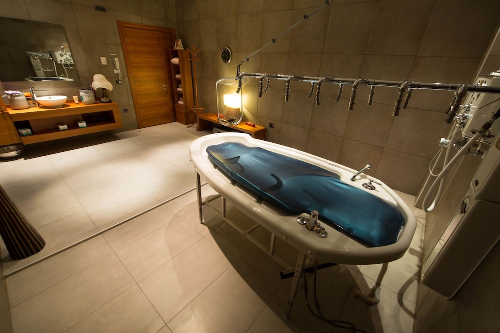 QAFQAZ RESORT HOTEL 14/50