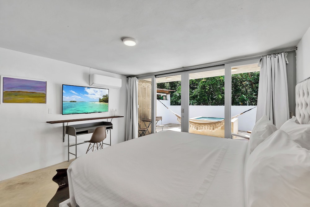 Viento Beach Lodge 7/35