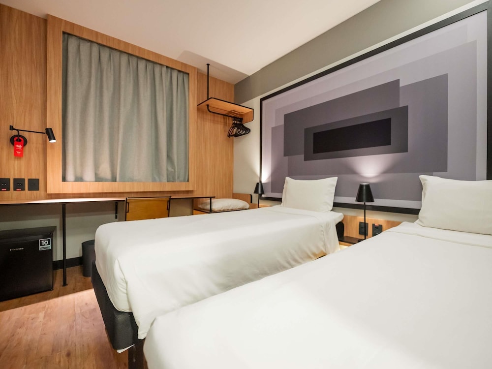 Ibis Navegantes Itajai 27/65