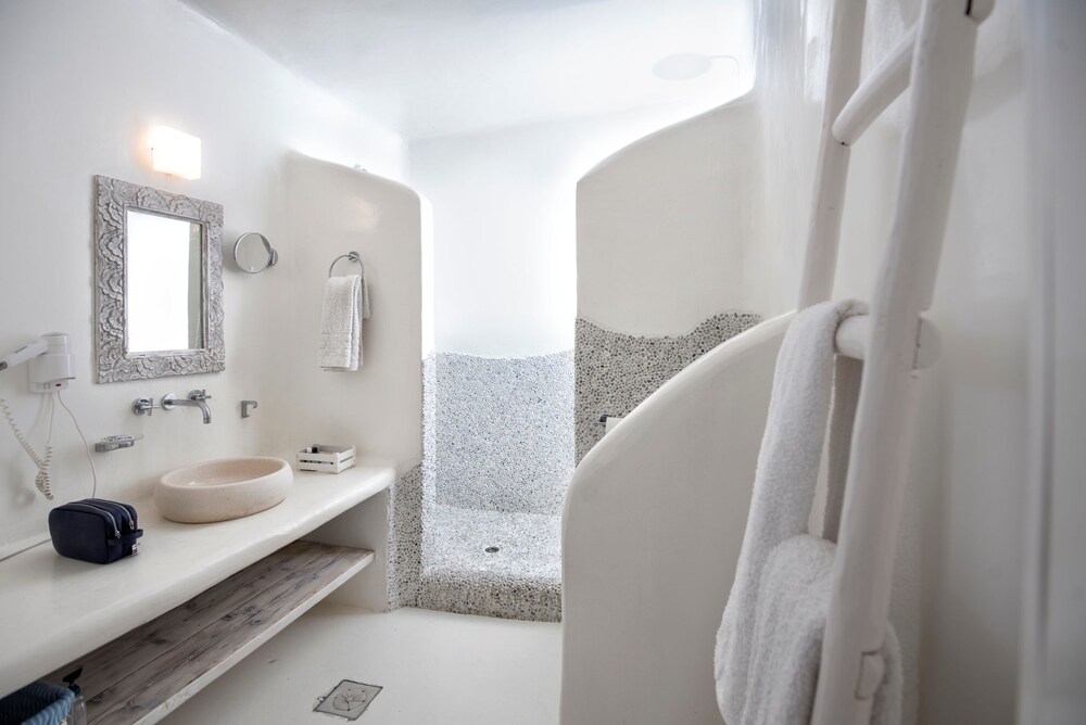 Manu Mykonos Luxury Villa 42/46