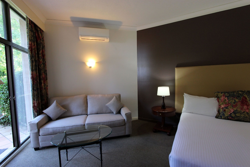 Mercure Hunter Valley Gardens 52/72