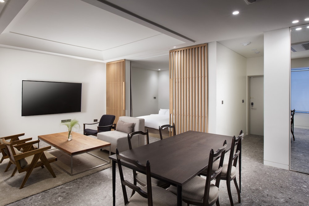 Hotel SR Suites Pangyo 56/64