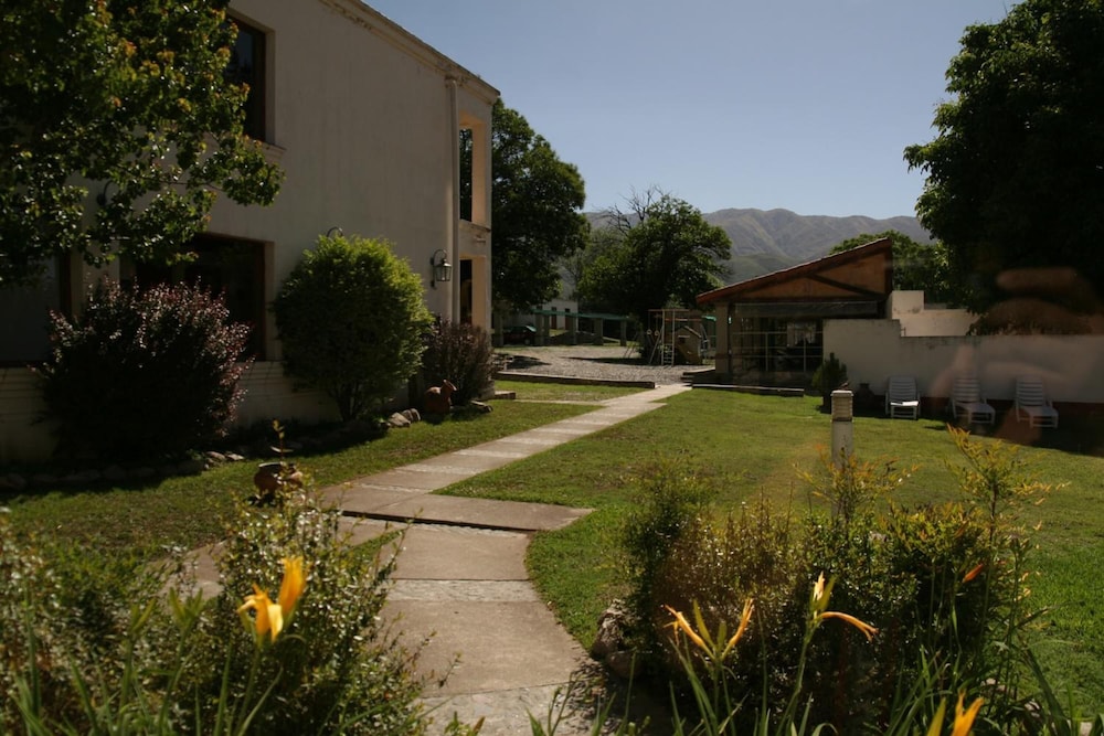 Hosteria Lunahuana 55/60