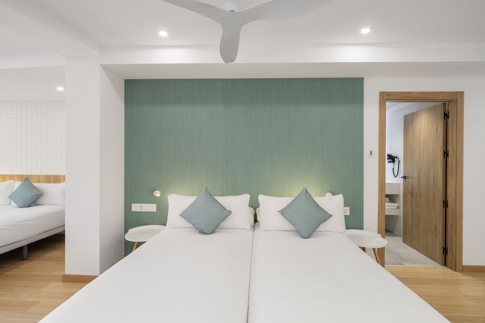 Odyssey Rooms Alicante 19/50