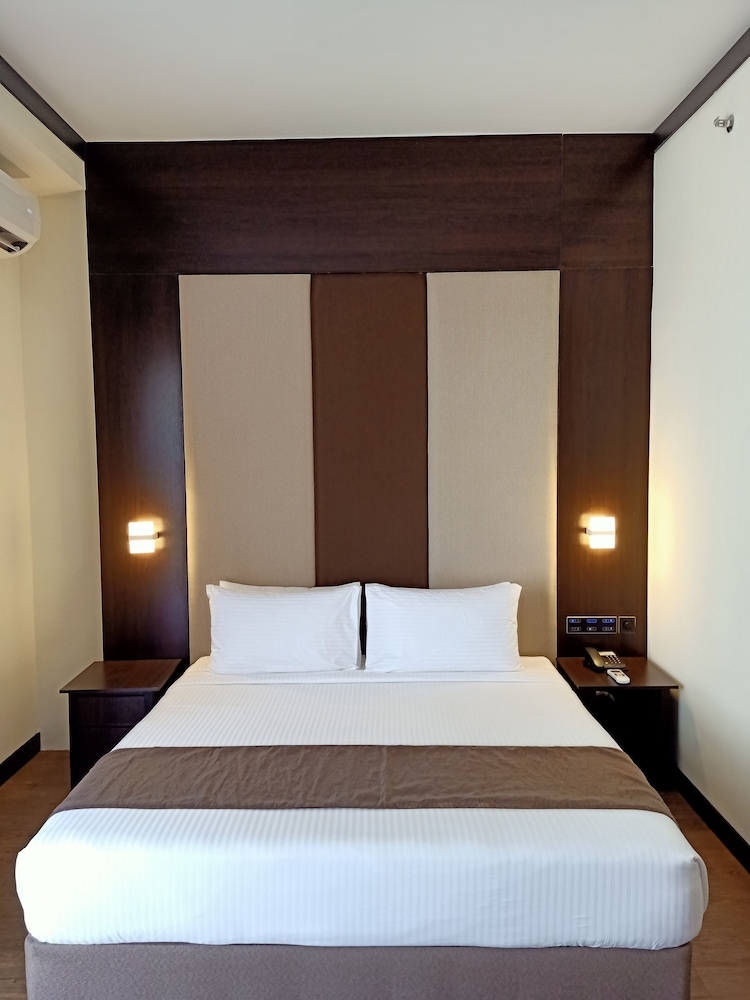 Villea Rompin Resort Golf 7/54