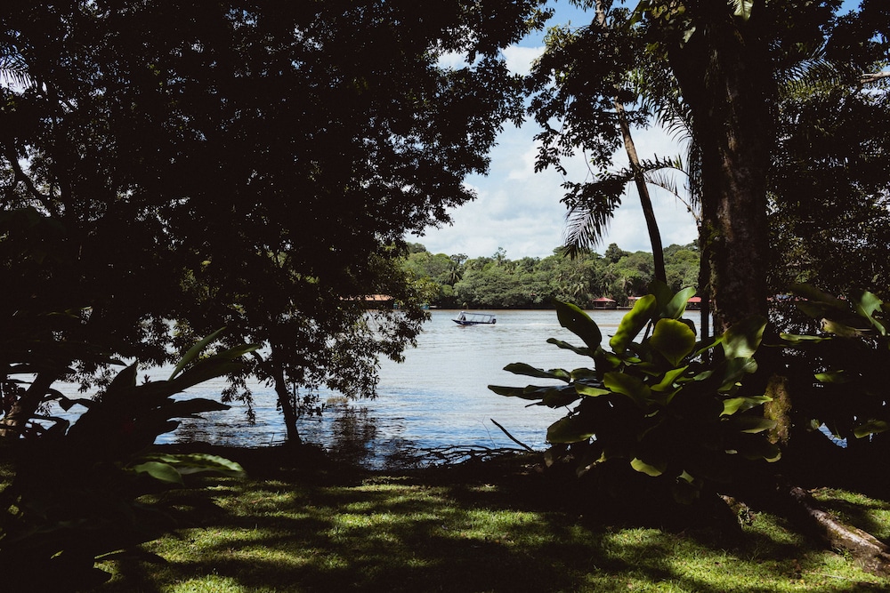 Mawamba Lodge 65/67