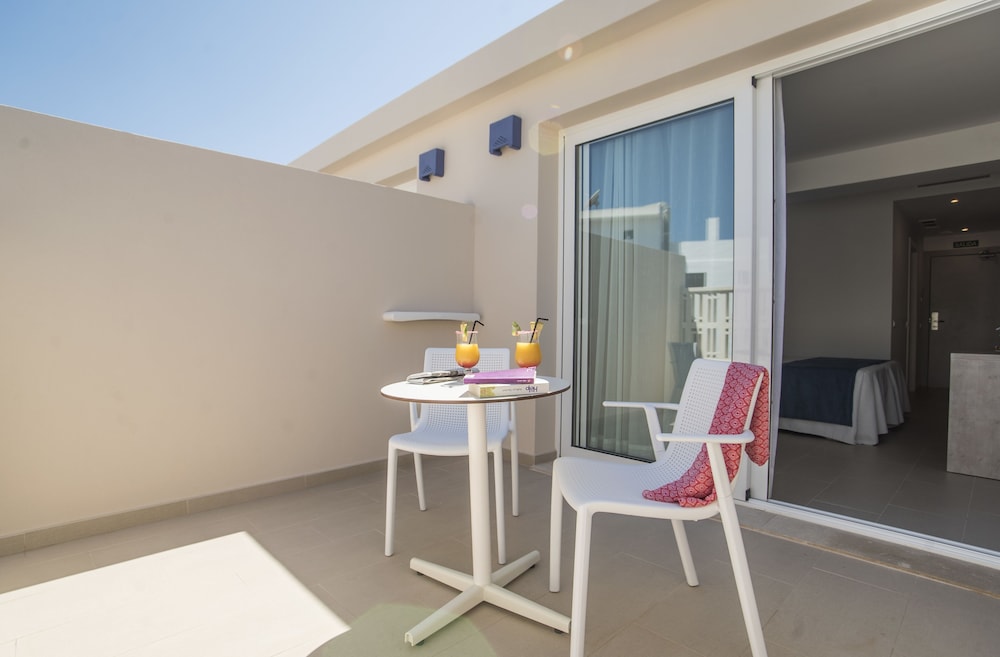 Hostal Residencia Voramar 54/54