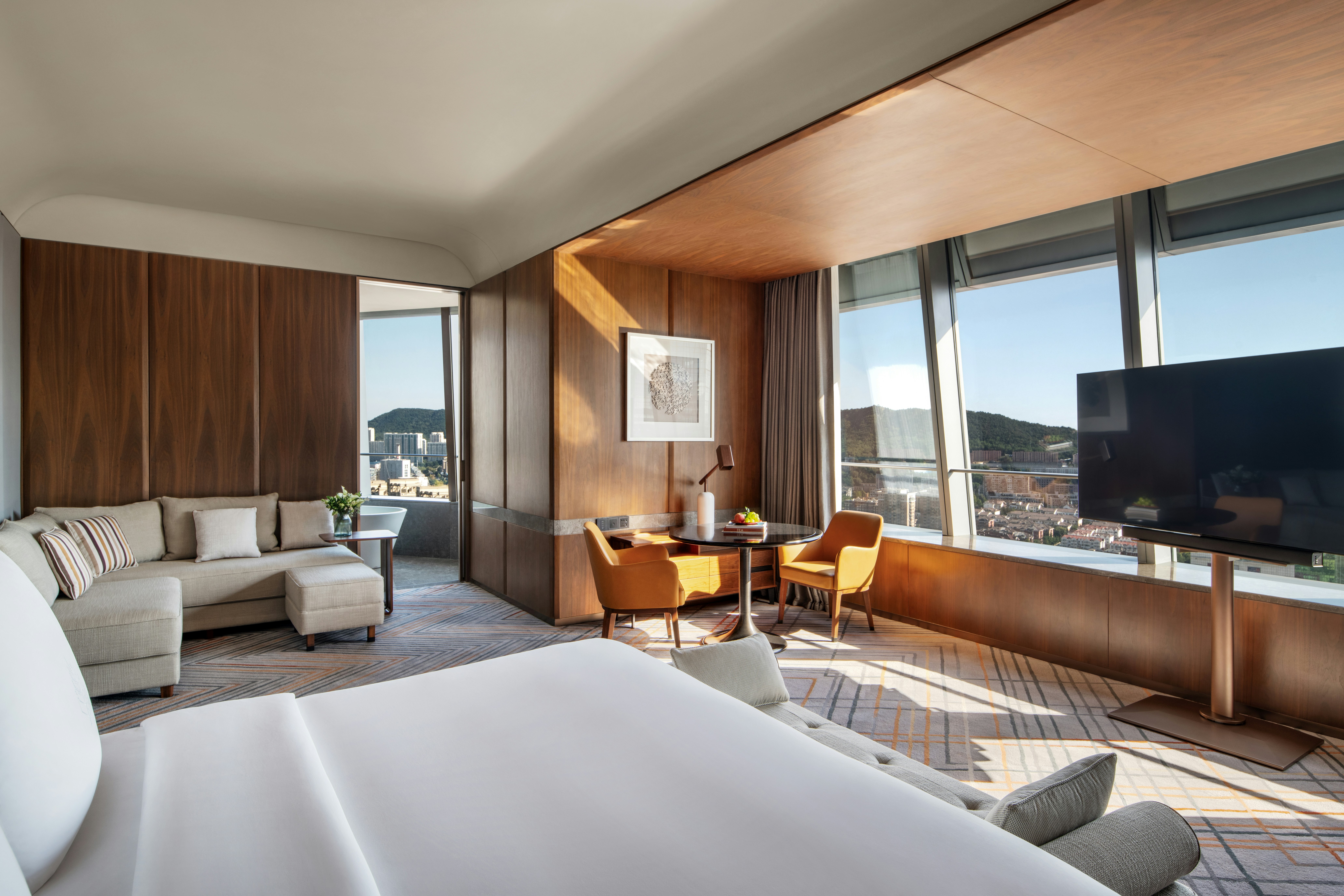 Four Seasons Hotel Dalian 11/57