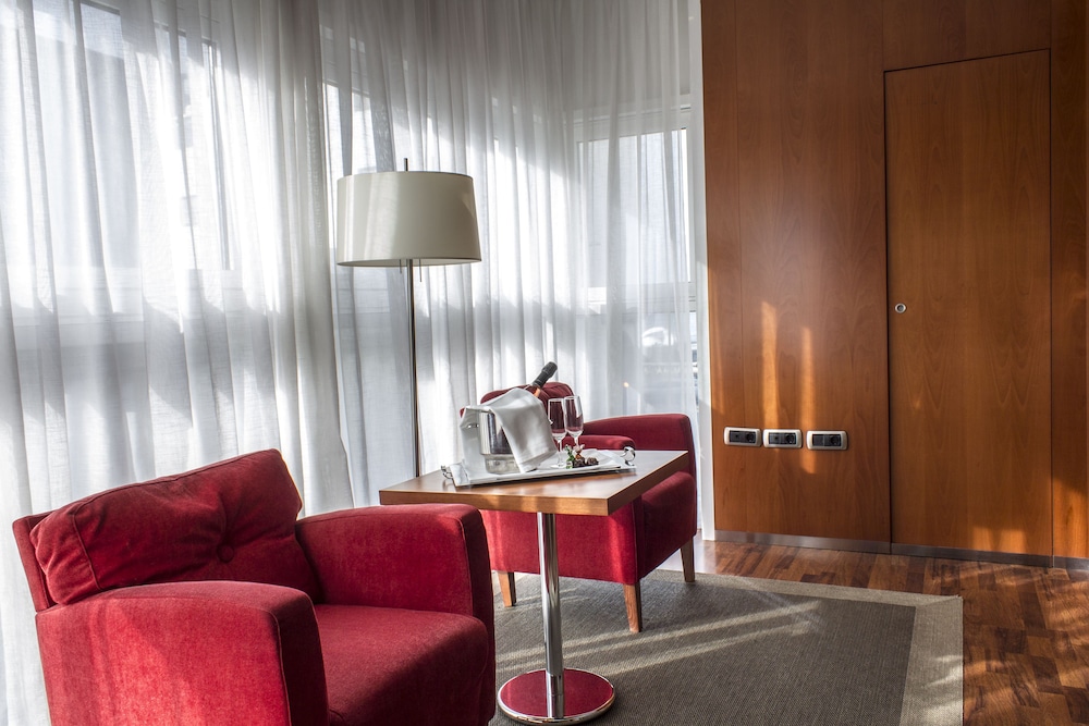 Hotel Zenit Coruna 60/66
